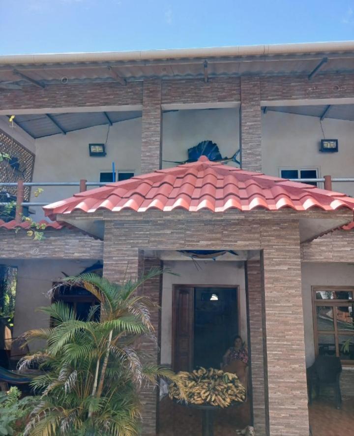 Hotel El Pez Dorado Rio Dulce Ngoại thất bức ảnh
